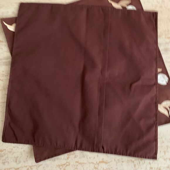 Decorative pillow covers - Picture 3 of 5